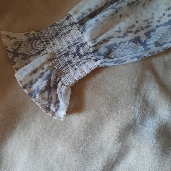 Japna brand size small worn maybe twice snake skin patterned muted tones. - Picture 3 of 4